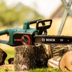 Bosch UniversalChain35 1.8W Mains Fed Corded 350mm Chainsaw 8 Bosch UniversalChain35 1.8W Mains Fed Corded 350mm Chainsaw -Garden Care Shop bosch universalchain35 1 8w mains fed corded 350mm chainsaw4059952608167 03i bq