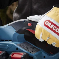 Erbauer ECSG18-Li 18V Cordless 300mm Chainsaw -Garden Care Shop erbauer ecsg18 li 18v cordless 300mm chainsaw5059340463117 08i