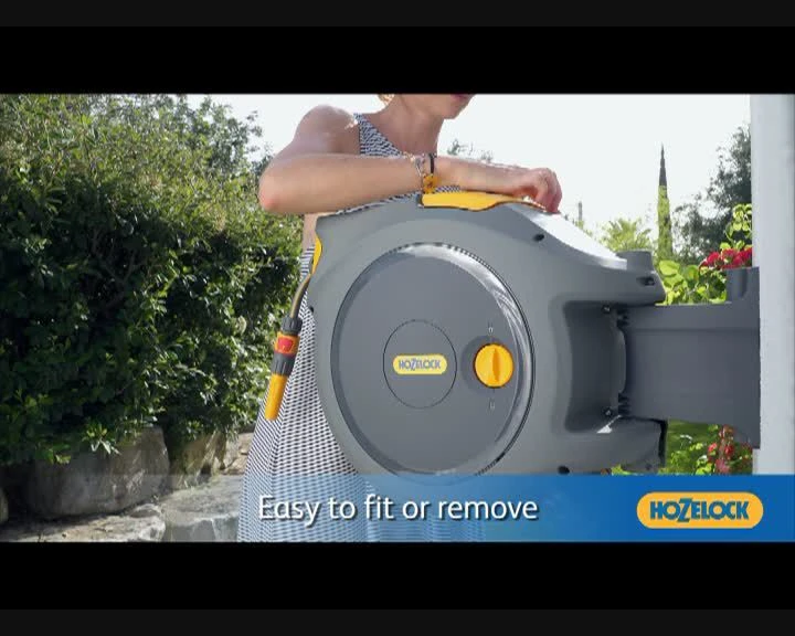 Hozelock Auto-reel Wall-mounted Hose Reel & Hose (L)30m 2 Hozelock Auto-reel Wall-mounted Hose Reel & Hose (L)30m - Image 2