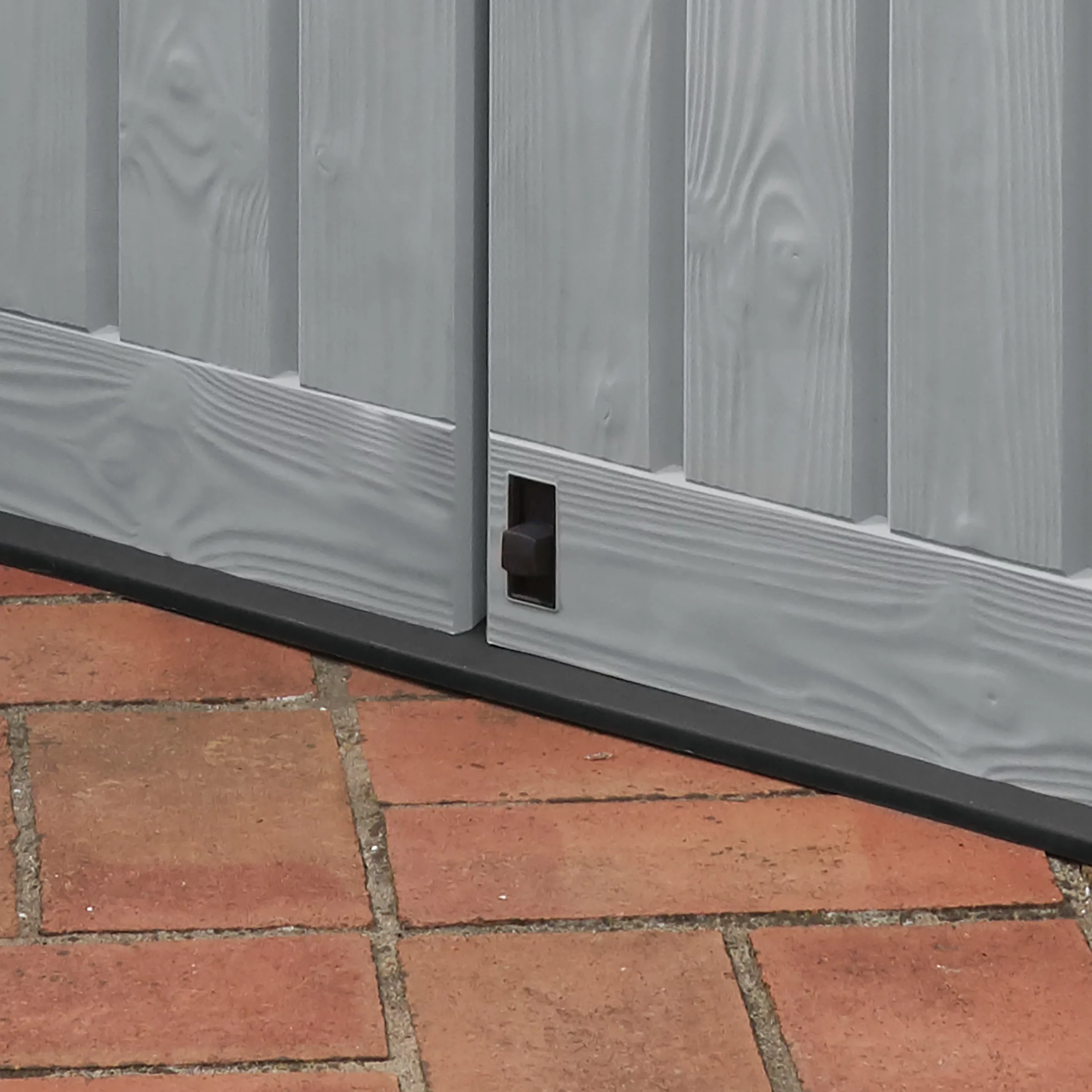 Keter Store It Out Max Wood Effect Garden Storage 1200L 8 Keter Store It Out Max Wood Effect Garden Storage 1200L - Image 8