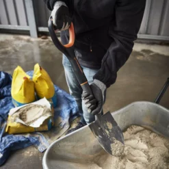 Magnusson Pointed D Handle Micro Shovel 9 Magnusson Pointed D Handle Micro Shovel -Garden Care Shop magnusson pointed d handle micro shovel5059340086620 01i