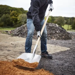 Magnusson Square Straight Handle Snow Shovel -Garden Care Shop magnusson square straight handle snow shovel5059340086644 01i