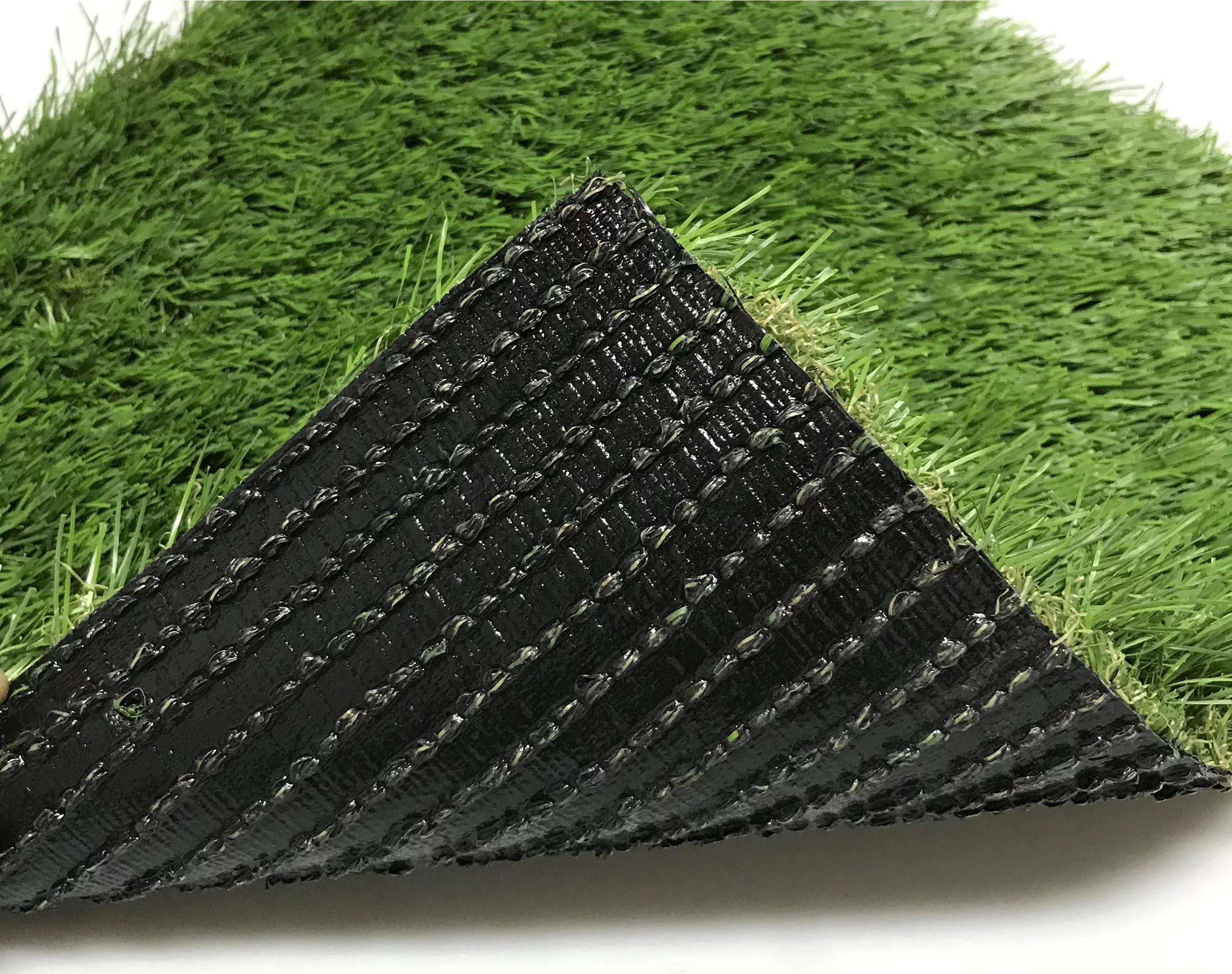 Maple High Density Artificial Grass (L)4m (W)2m (T)39mm 10 Maple High Density Artificial Grass (L)4m (W)2m (T)39mm - Image 10