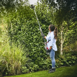 Mountfield MMT 20 Li Kit 20V Garden Multi-tool -Garden Care Shop mountfield mmt 20 li kit 20v garden multi tool8008984844643 02i bq