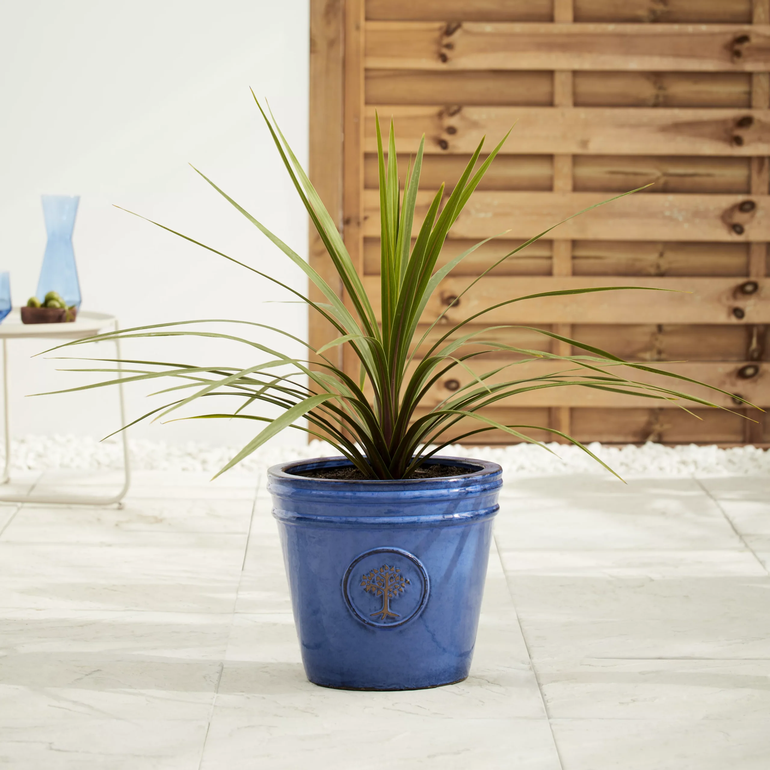 Verve Barcău Blue Ceramic Round Plant Pot (Dia)32cm 3 Verve Barcău Blue Ceramic Round Plant Pot (Dia)32cm - Image 3